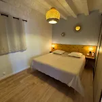Вилла Monbazillac, Vue Exceptionnelle, Piscine, Jacuzzi 10-12 Pax Монбазйяк